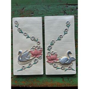 Swan Chalkware Wall Hanging 2 Silver Swans With Pink Lotus‎ Flower